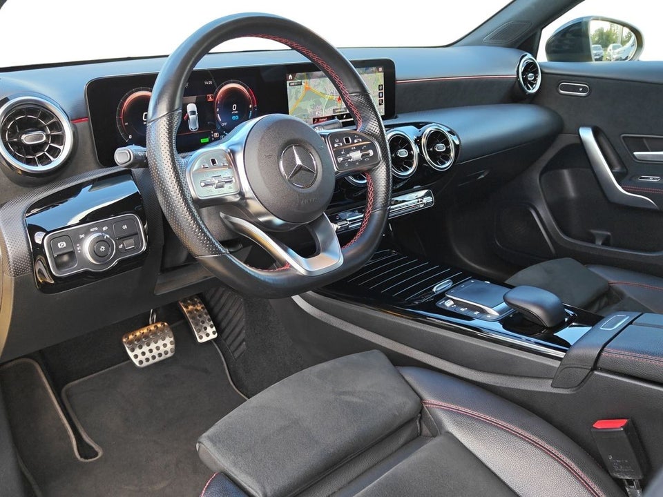 Mercedes A250 e 1,3 AMG Line aut. 5d