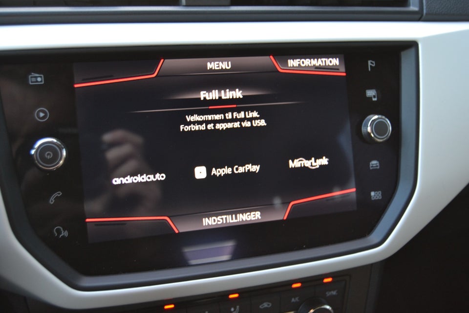 Seat Arona 1,6 TDi 95 Xcellence DSG 5d