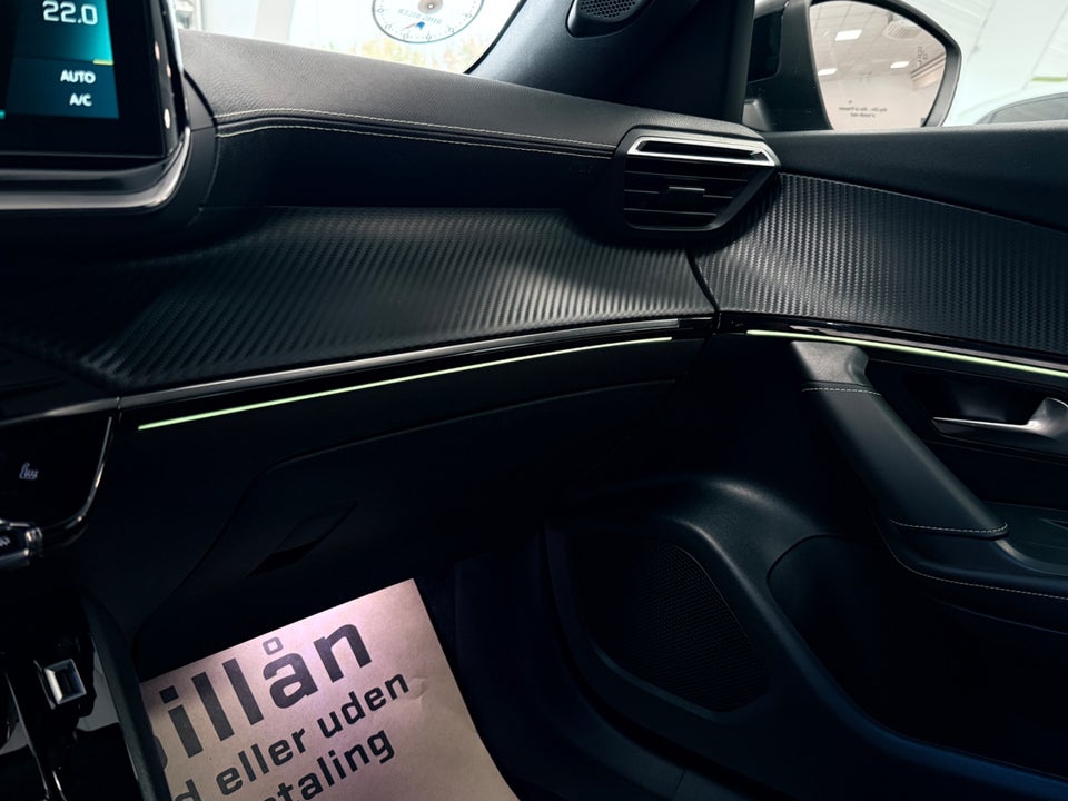 Peugeot e-2008 50 GT 5d