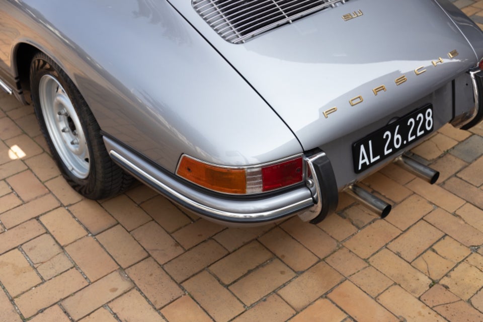 Porsche 911 2,2 Coupé L SWB 2d