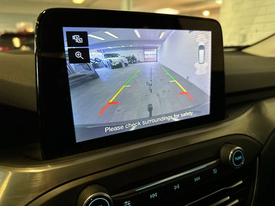 Ford Focus 1,0 EcoBoost Titanium 5d