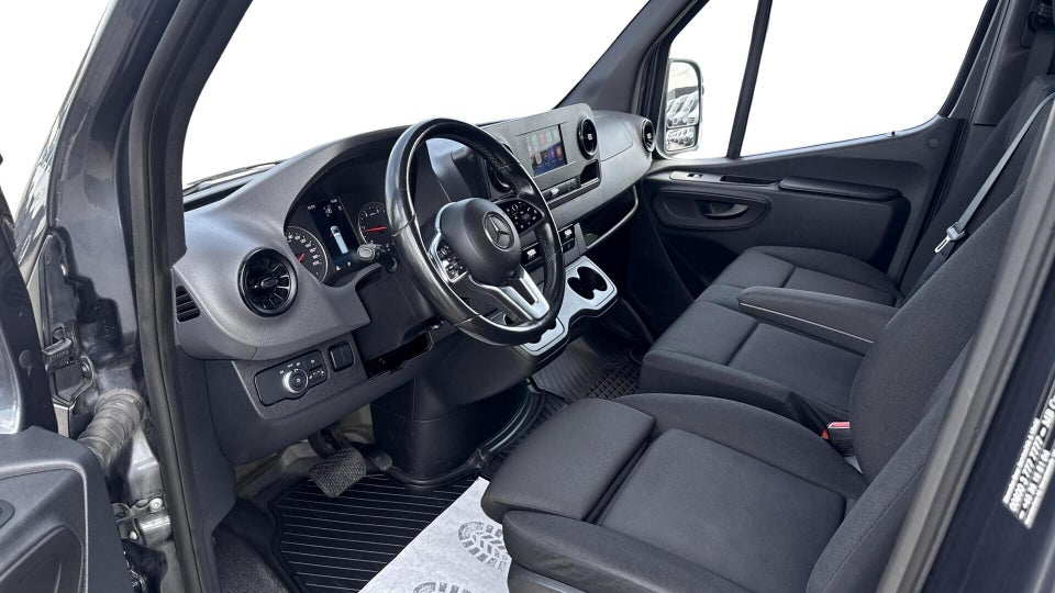 Mercedes Sprinter 317 2,0 CDi A2 Kassevogn aut. RWD