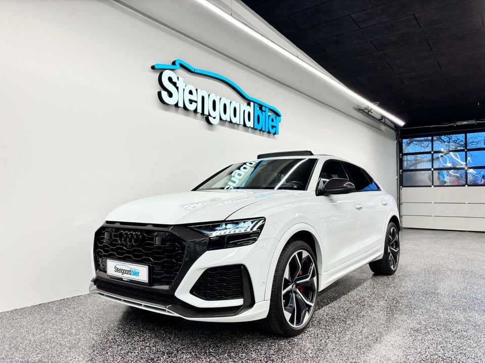 Audi RS Q8 4,0 TFSi quattro Tiptr. 5d