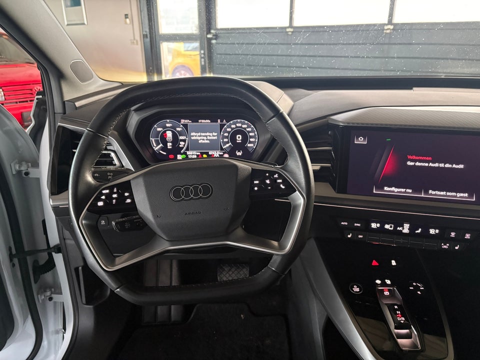 Audi Q4 e-tron 40 Attitude S-line 5d