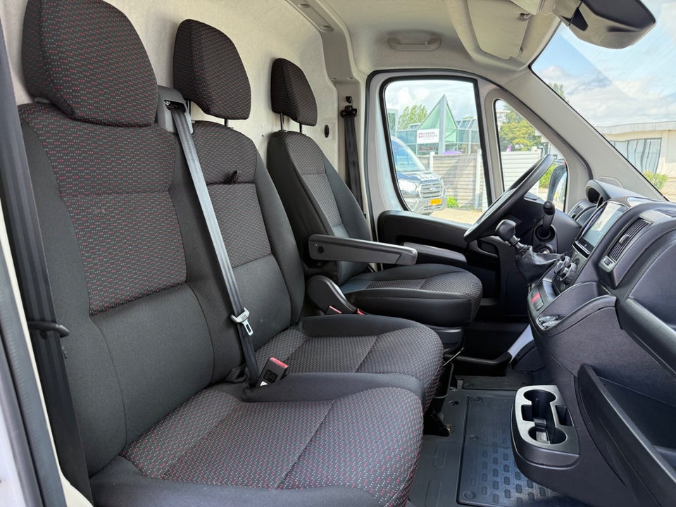 Citroën Jumper 33 2,2 BlueHDi 140 L2H2 FlexLine