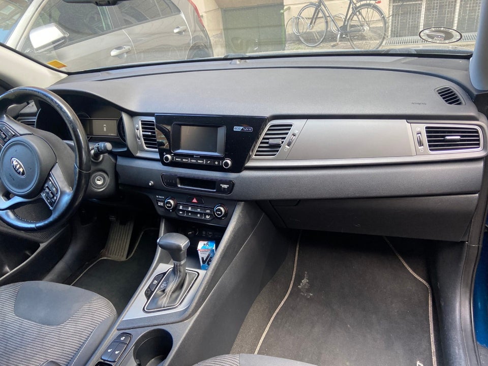 Kia Niro 1,6 HEV Comfort DCT 5d