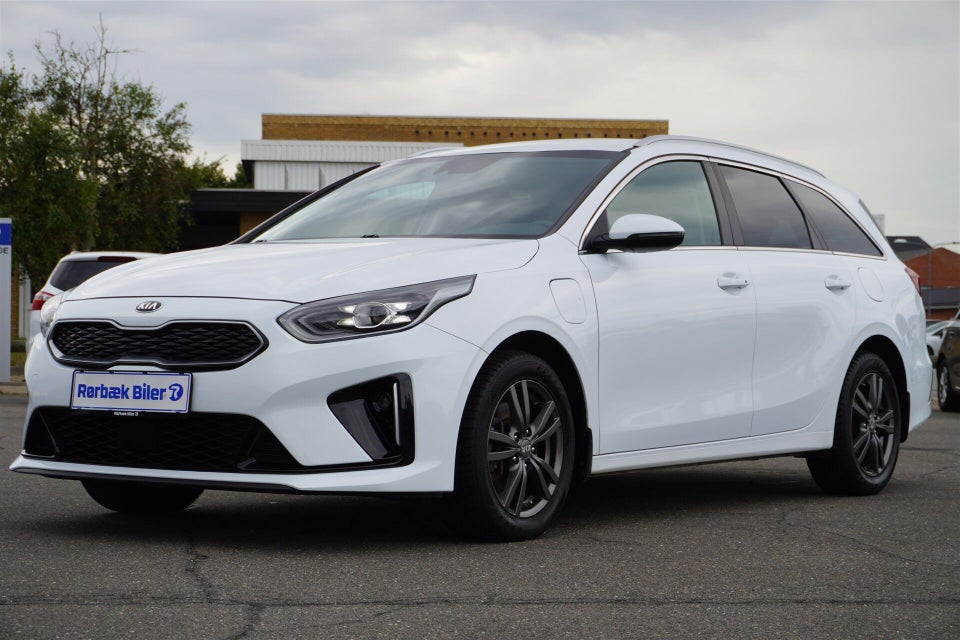 Kia Ceed 1,6 PHEV Prestige SW DCT 5d