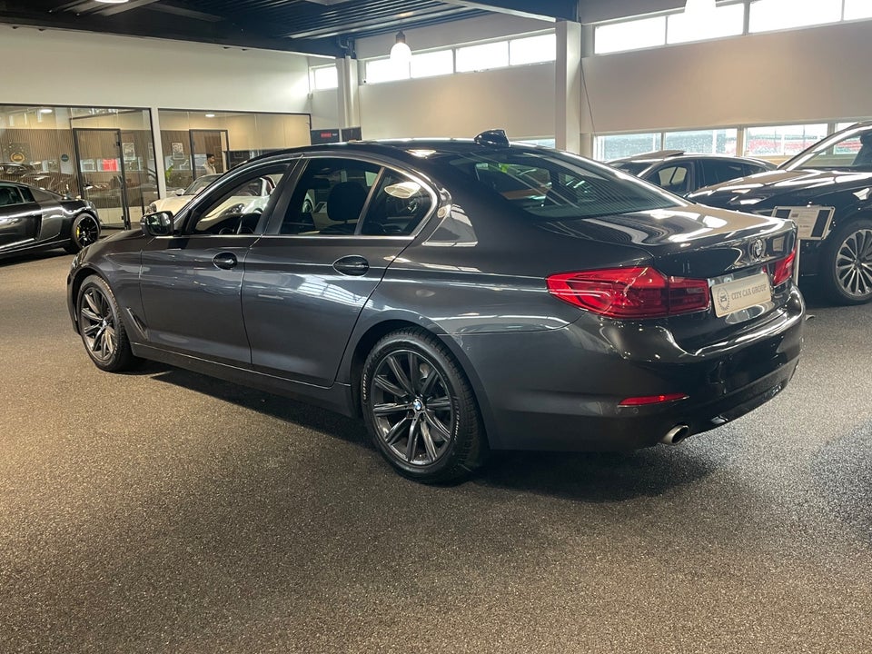 BMW 530d 3,0 Sport Line aut. 4d
