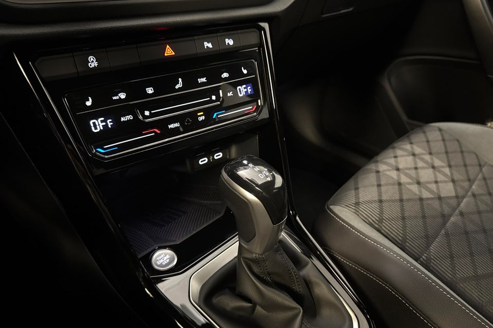 VW T-Roc 1,5 TSi 150 R-line DSG 5d