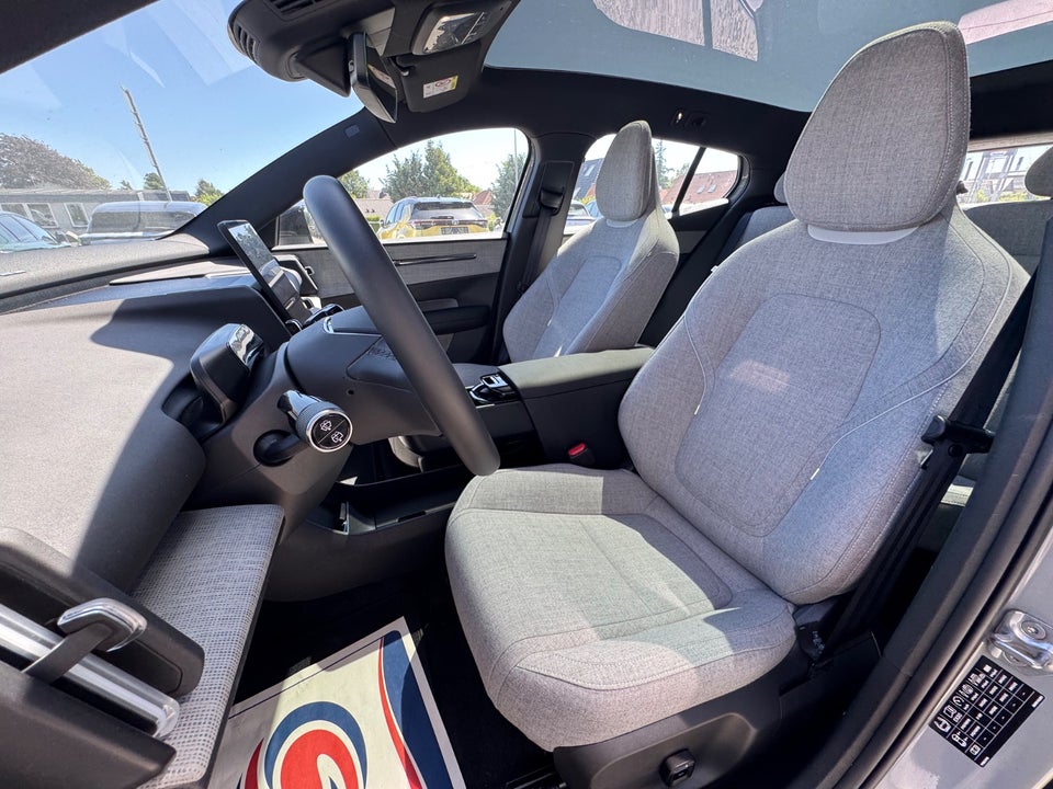Volvo EX30 Extended Range Ultra 5d