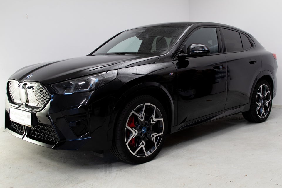 BMW iX2 eDrive20 Fully Charged M-Sport 5d