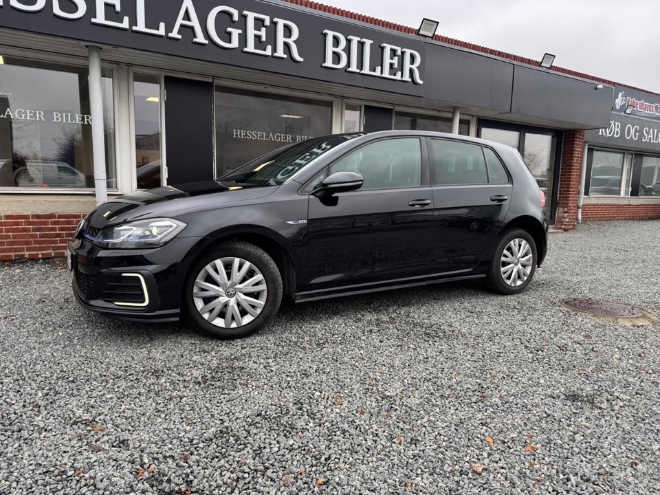 VW Golf VII 1,4 GTE DSG 5d