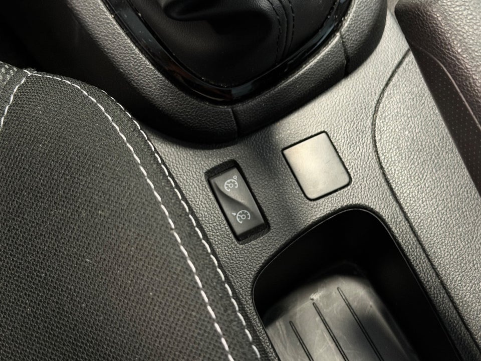 Renault Clio IV 0,9 TCe 90 Zen 5d
