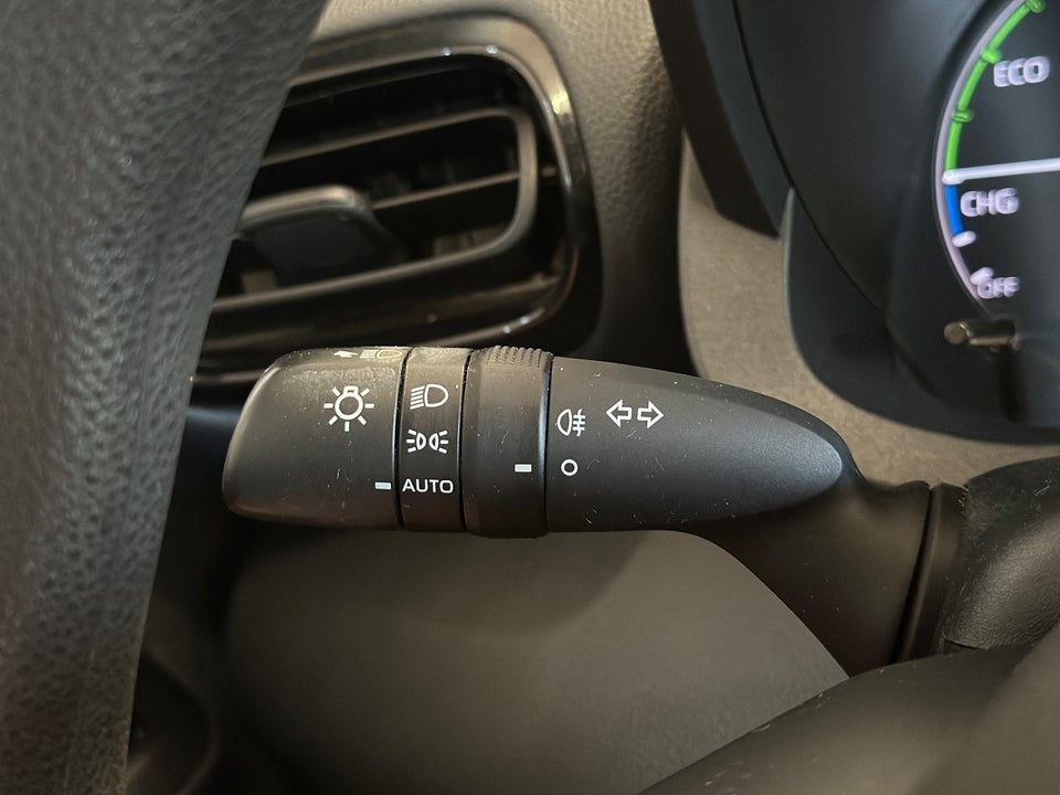 Toyota Yaris 1,5 Hybrid Active e-CVT 5d