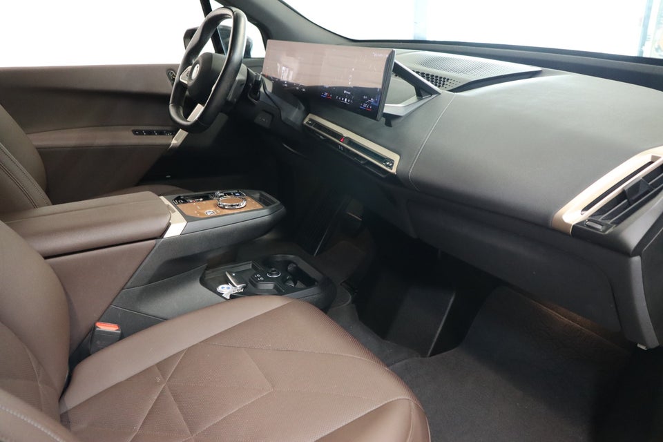 BMW iX xDrive40 Fully Charged 5d