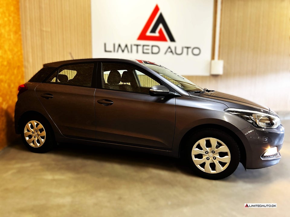 Hyundai i20 1,25 Passion 5d