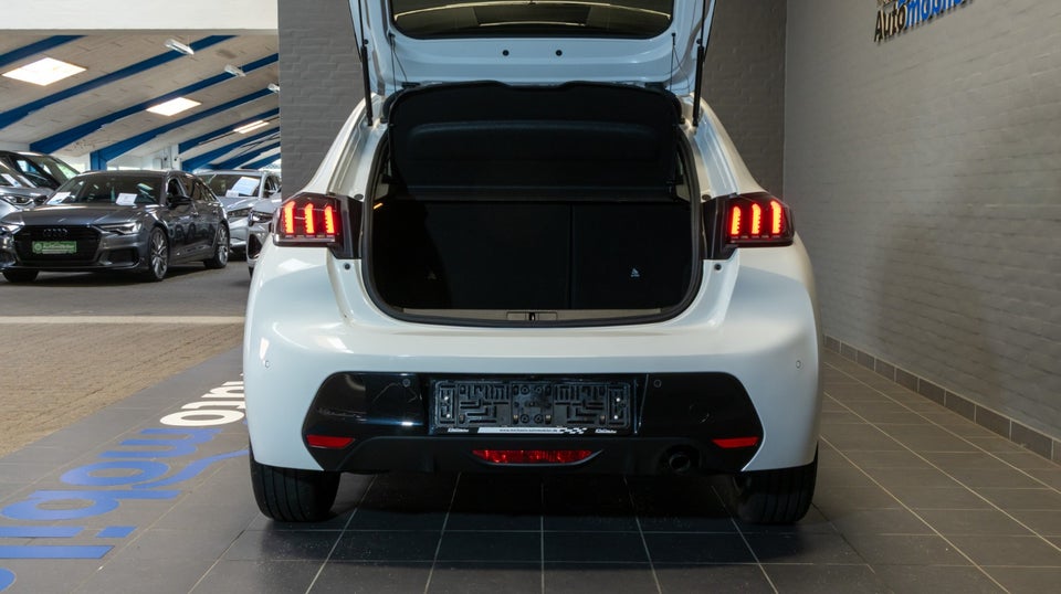 Peugeot 208 1,2 PureTech 100 Allure 5d