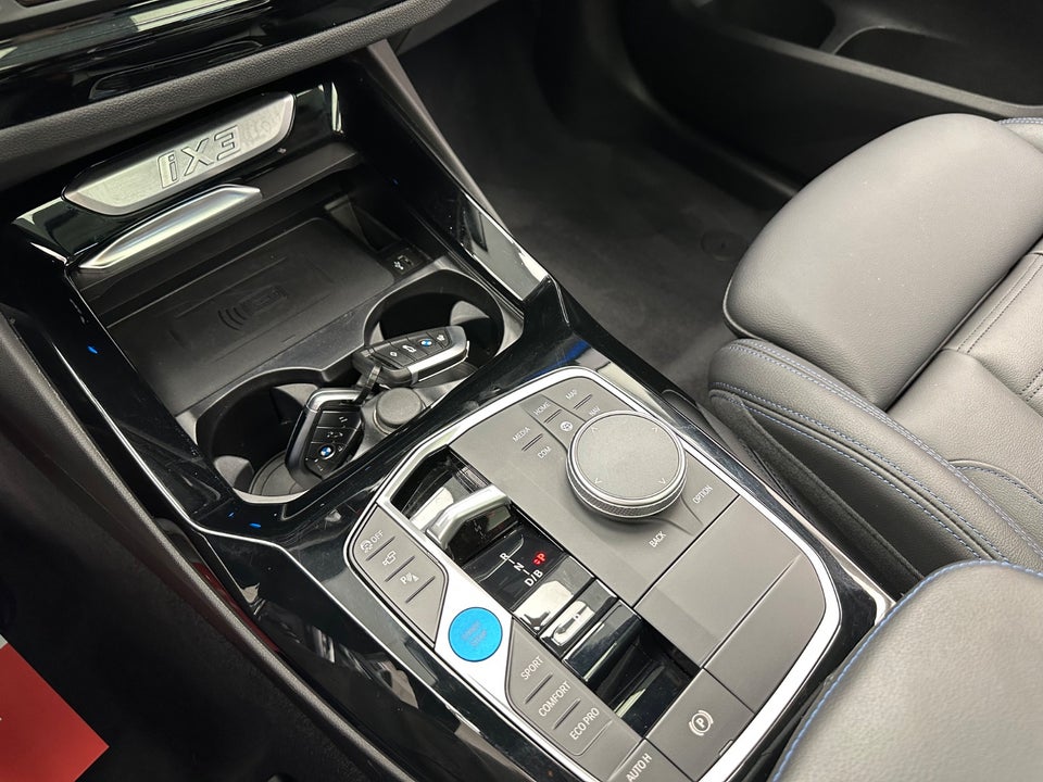 BMW iX3 Charged Plus M-Sport 5d