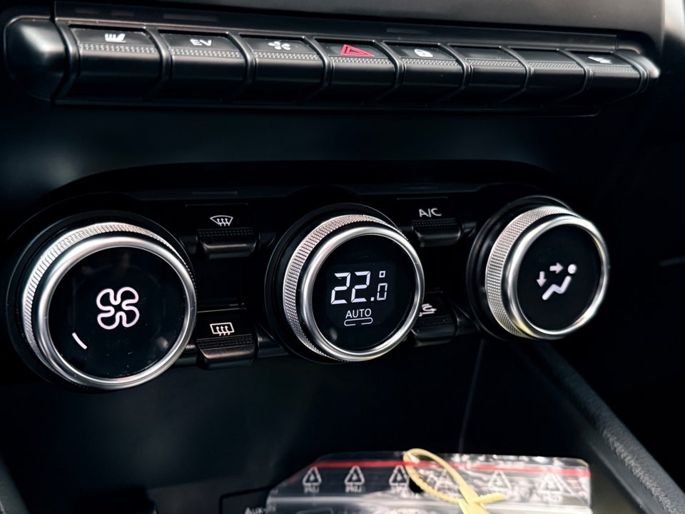 Renault Captur 1,6 E-Tech Intens 5d