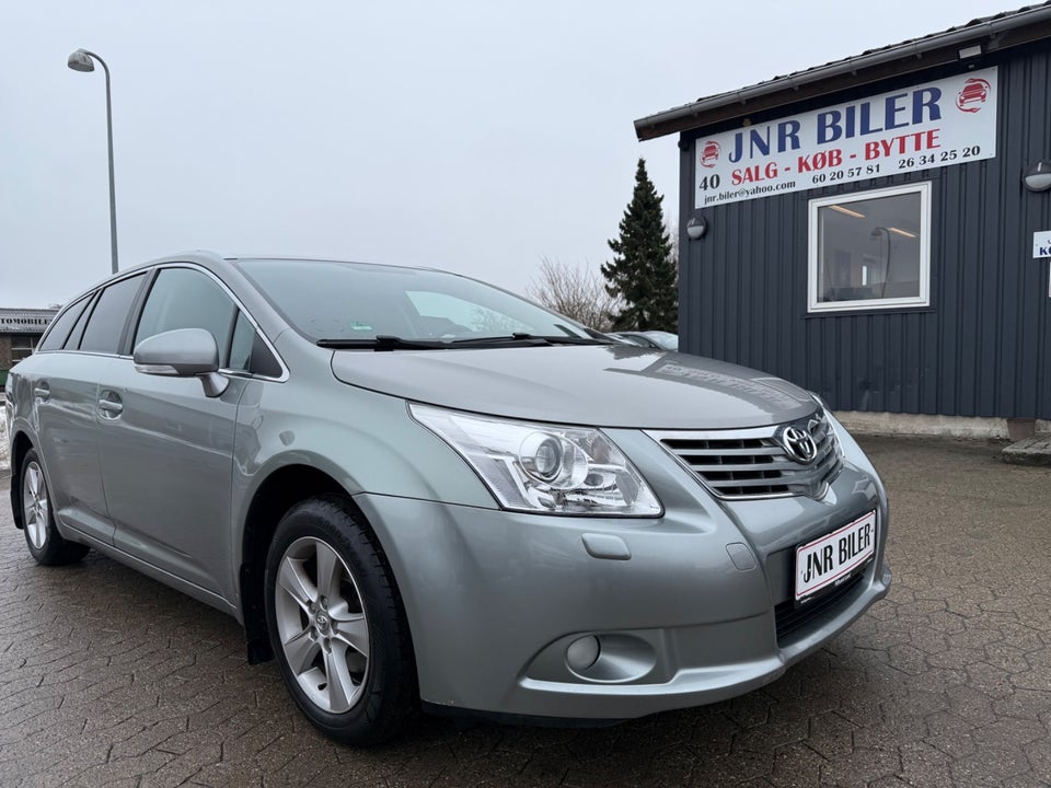 Toyota Avensis 1,6 VVT-i T2 stc. 5d