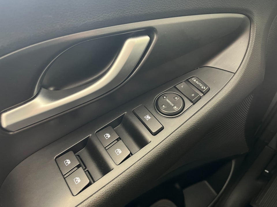 Hyundai i30 1,0 T-GDi Life+ 5d