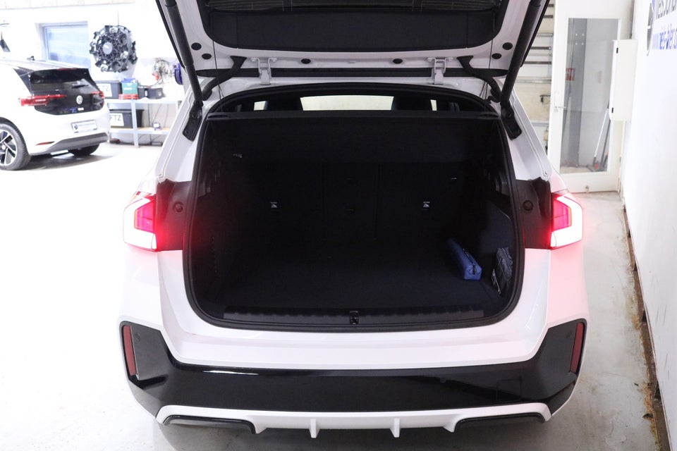 BMW iX1 eDrive20 M-Sport 5d