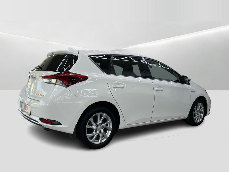 Toyota Auris 1,8 Hybrid H2 Comfort CVT 5d