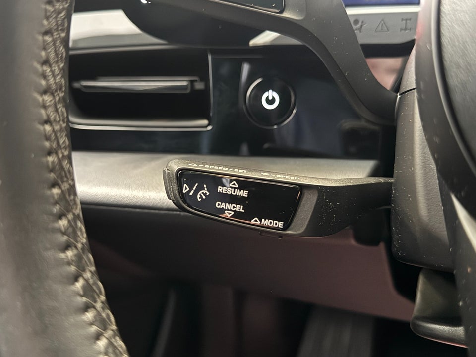 Porsche Taycan Performance+ 4d