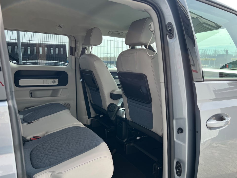 VW ID.Buzz 77 Pro Design SWB 5d