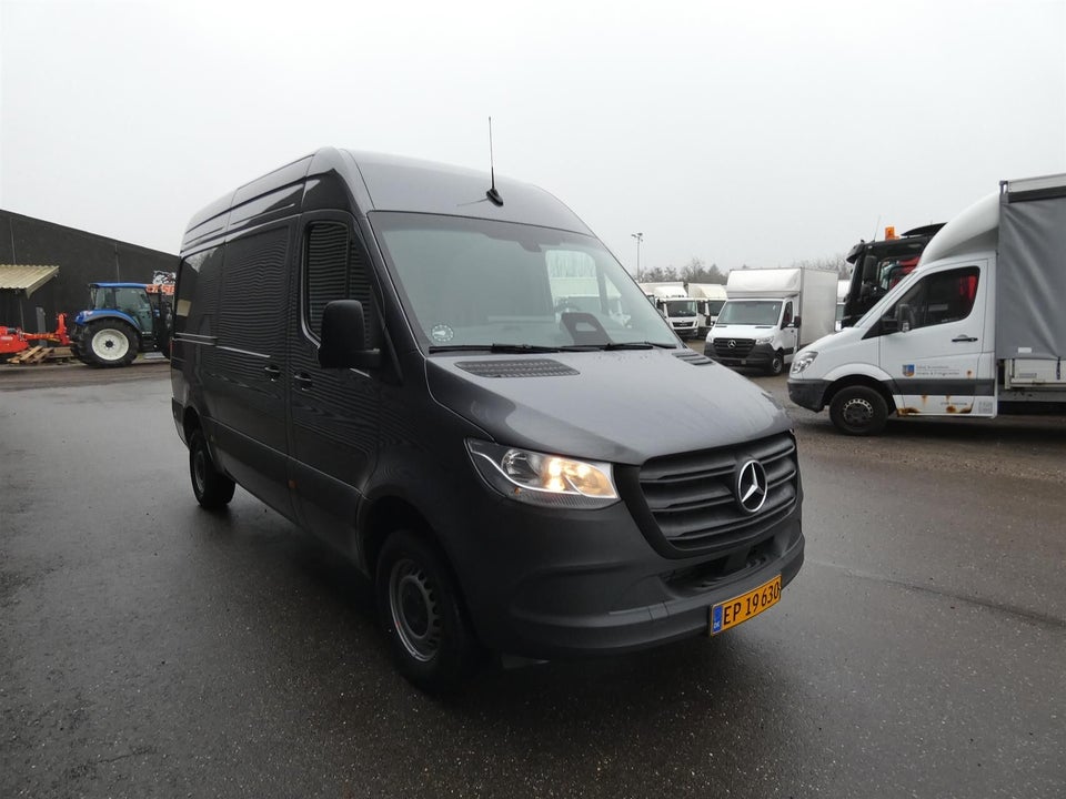 Mercedes Sprinter 317 2,0 CDi A2 Kassevogn PRO aut. RWD