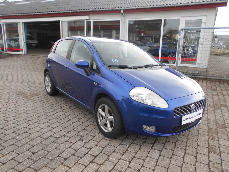 Fiat Grande Punto 1,4 Dynamic 5d