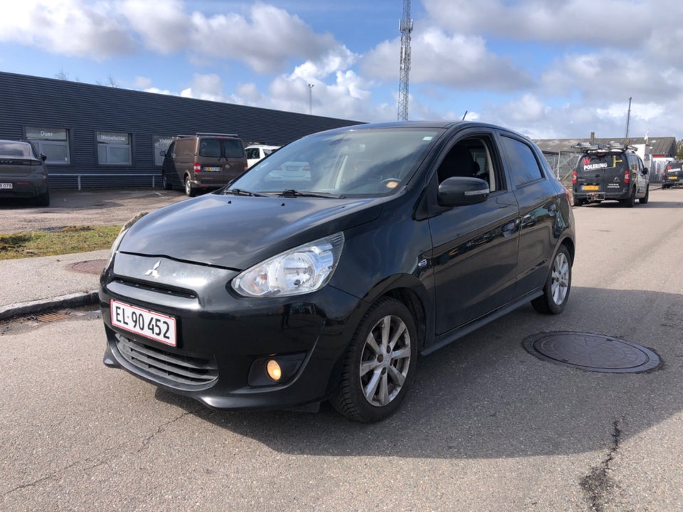 Toyota Yaris 1,3 Luna 5d