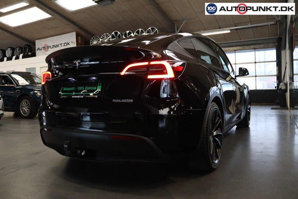 Tesla Model Y Performance AWD 5d