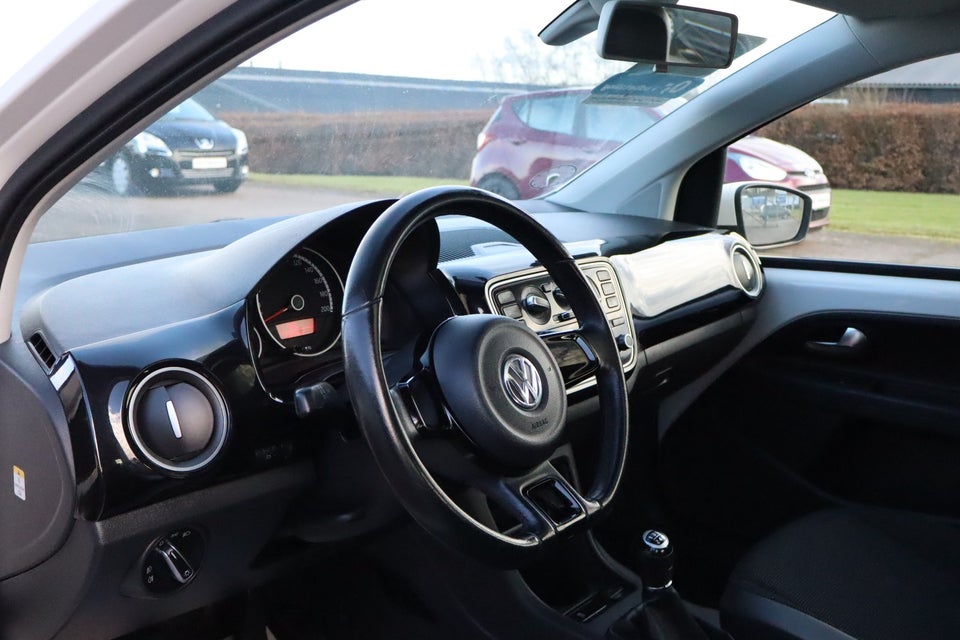VW Up! 1,0 75 High Up! BMT 5d