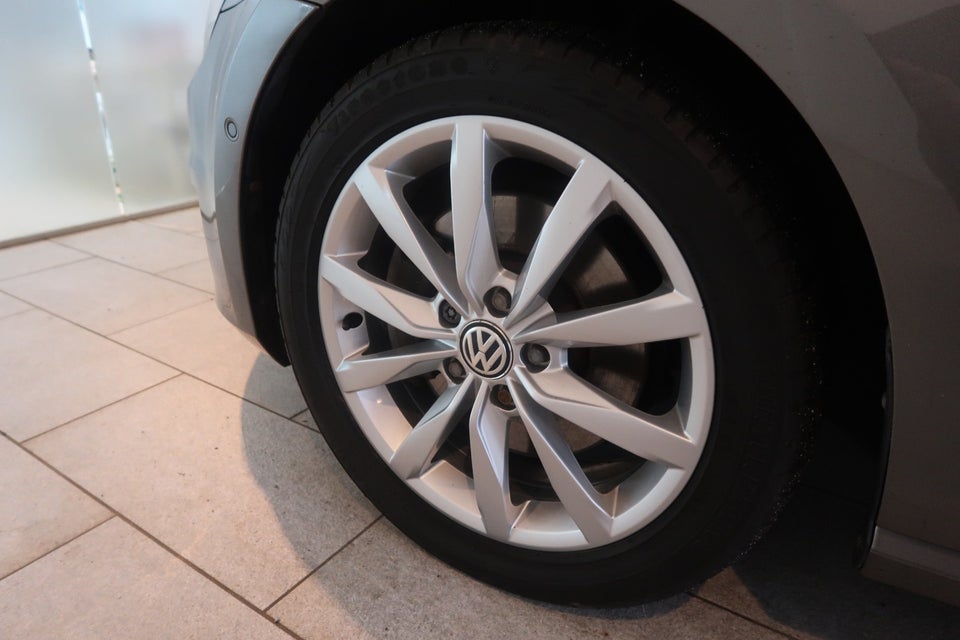 VW Golf VII 1,4 TSi 122 Highline DSG BMT 5d