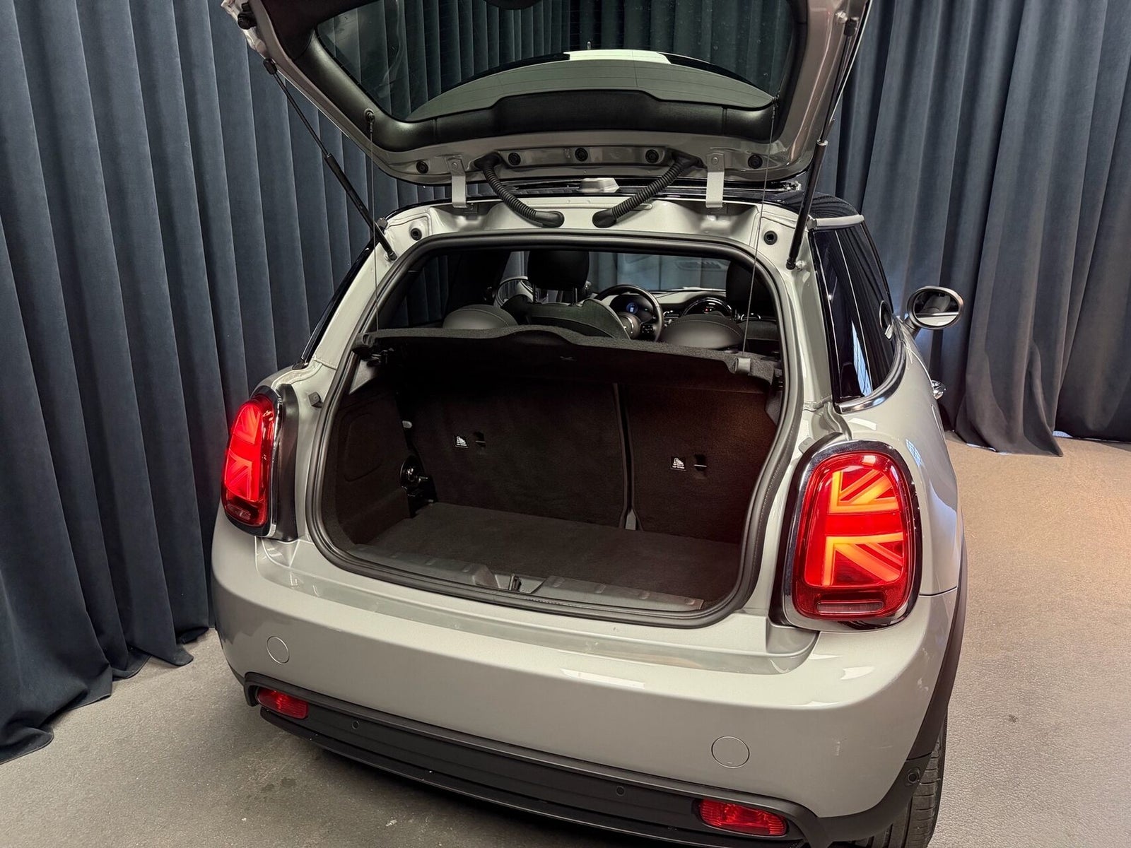 MINI Cooper SE Edition Premium Plus 3d