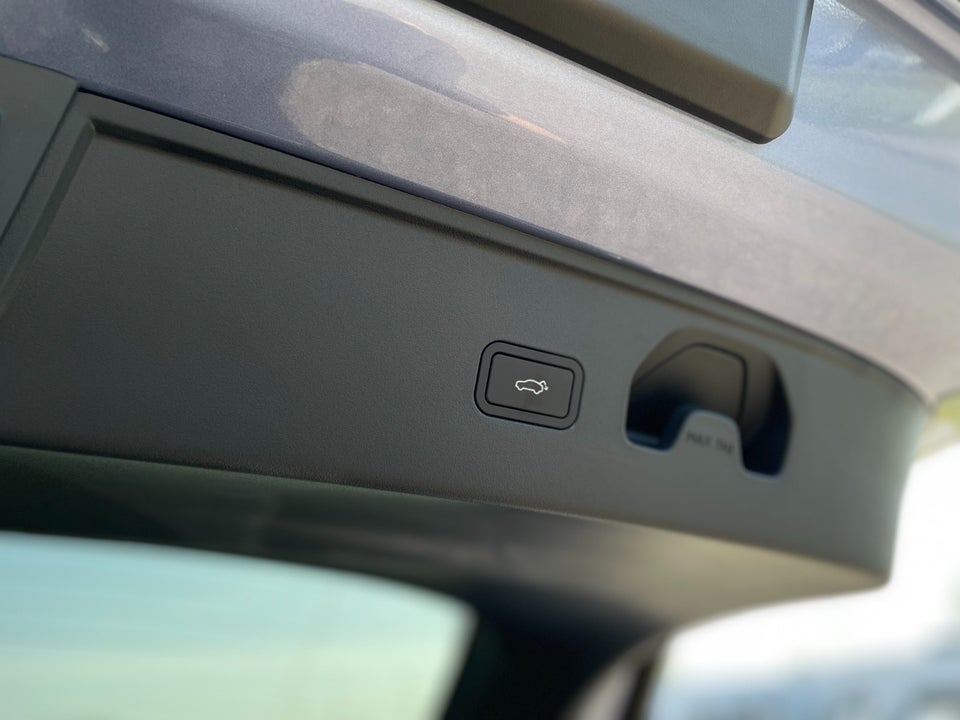 Lynk & Co 02 More 5d