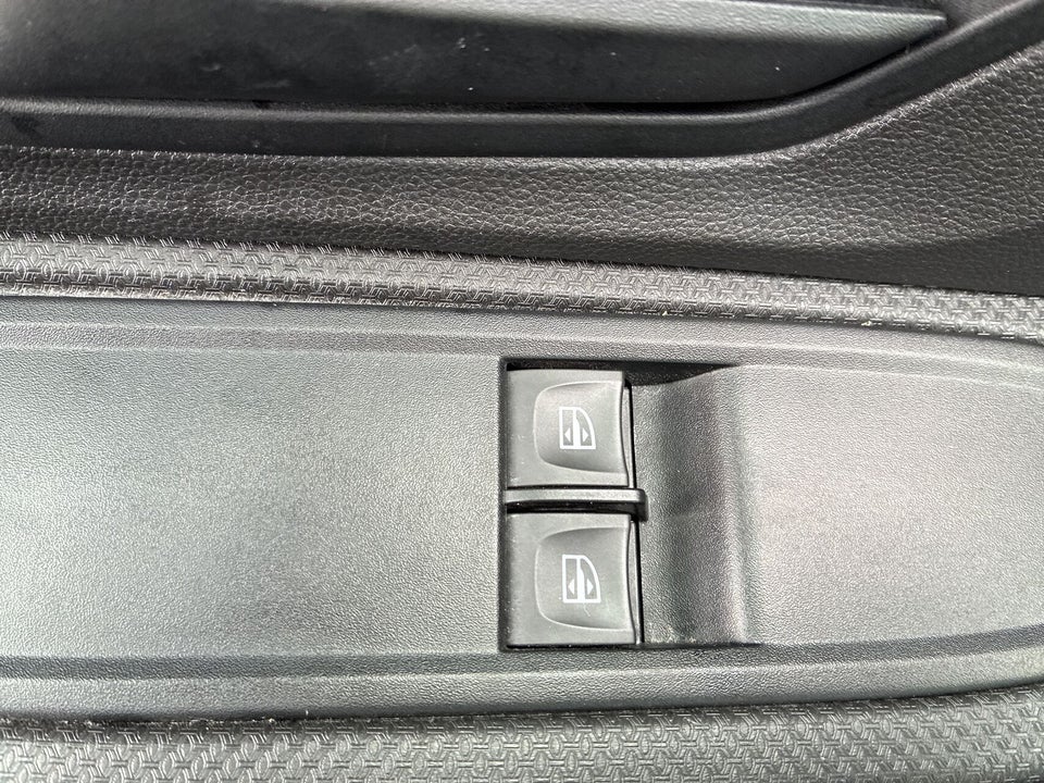 Dacia Sandero 1,0 TCe 90 Essential 5d