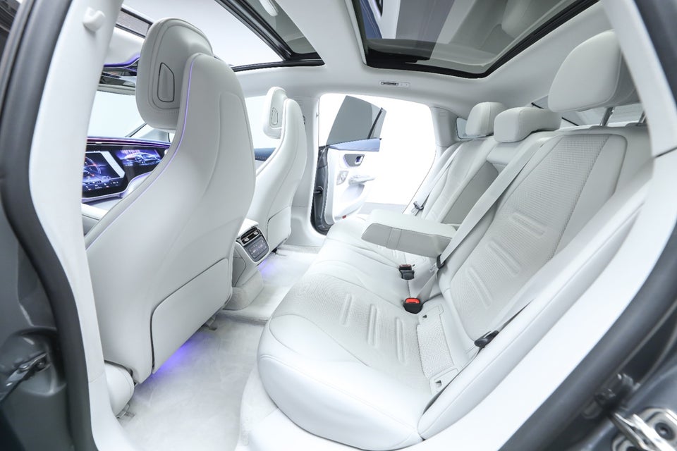 Mercedes EQE43 AMG 4Matic 4d