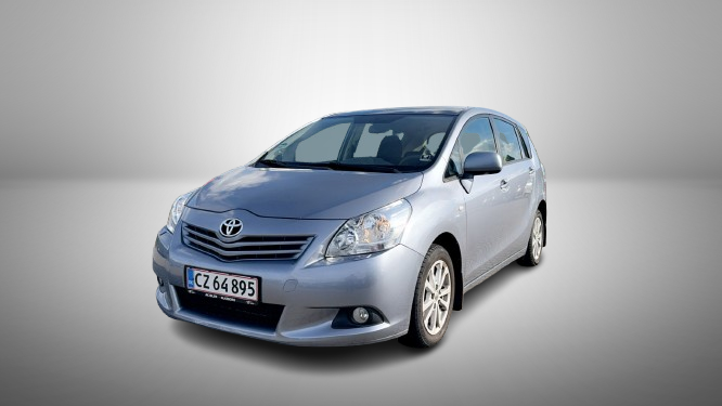 Toyota Verso 2,0 D-4D T1 Skyview 5d