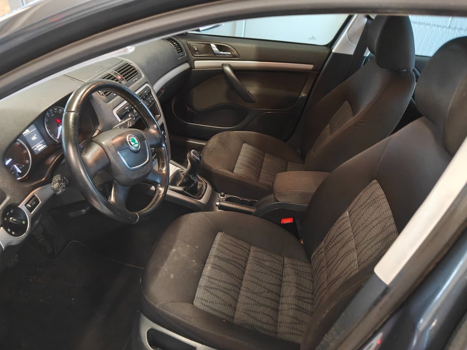 Skoda Octavia 1,4 TSi 122 Elegance Combi 5d