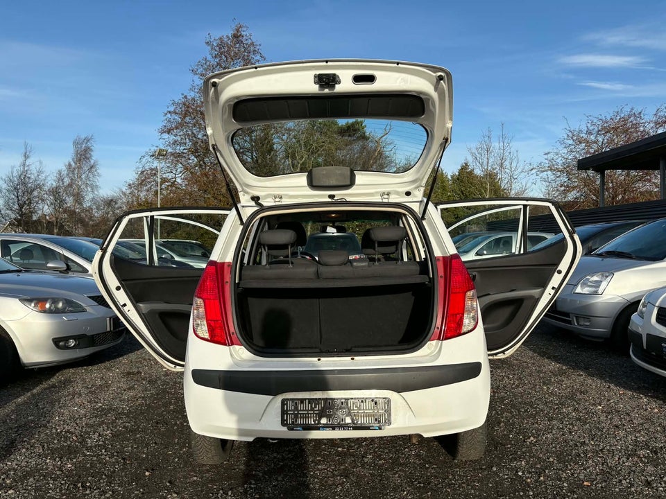 Hyundai i10 1,1 Classic 5d