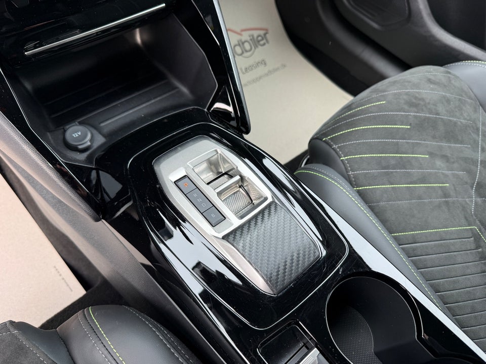 Peugeot e-208 54 GT Pack 5d