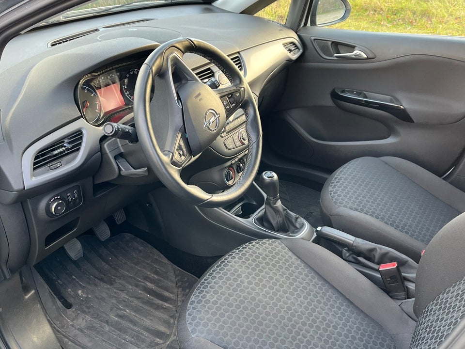 Opel Corsa 1,4 Essentia 5d