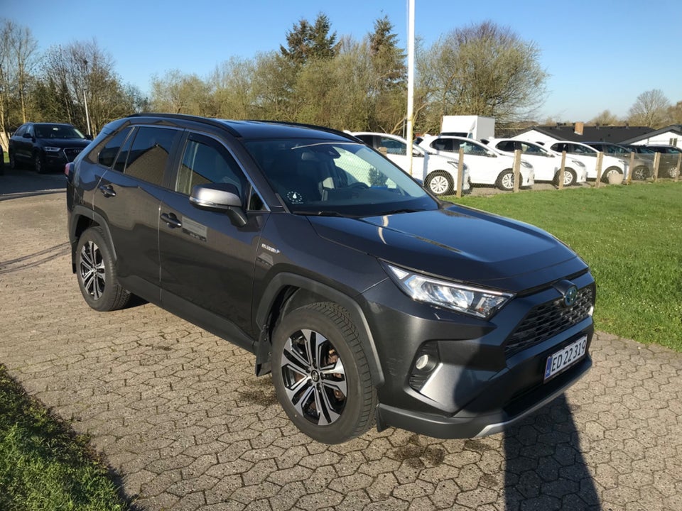 Toyota RAV4 2,5 Hybrid H3 Style MDS 5d