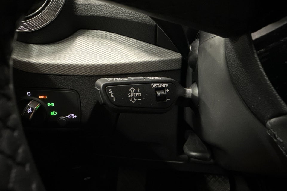 Audi Q2 35 TFSi S-line S-tr. 5d