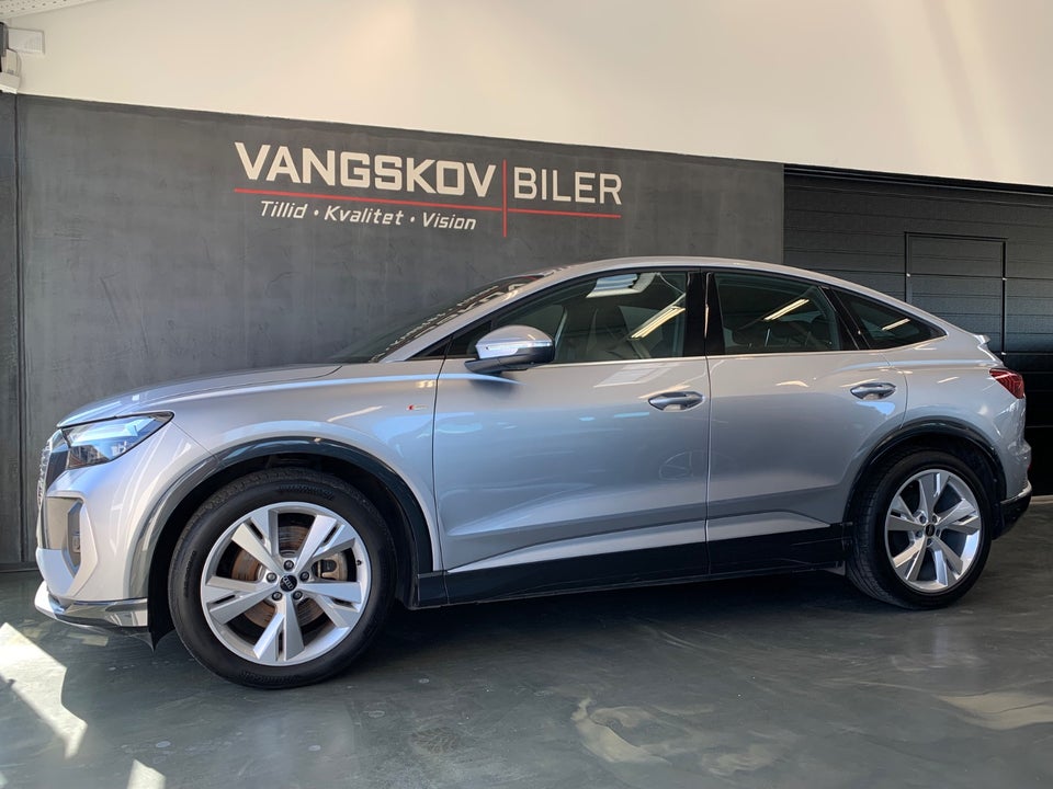 Audi Q4 e-tron 45 Progress Sportback 5d