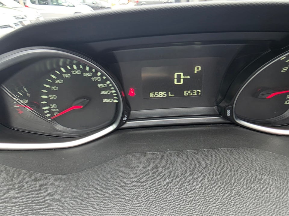 Peugeot 308 1,6 BlueHDi 120 Active SW EAT6 5d