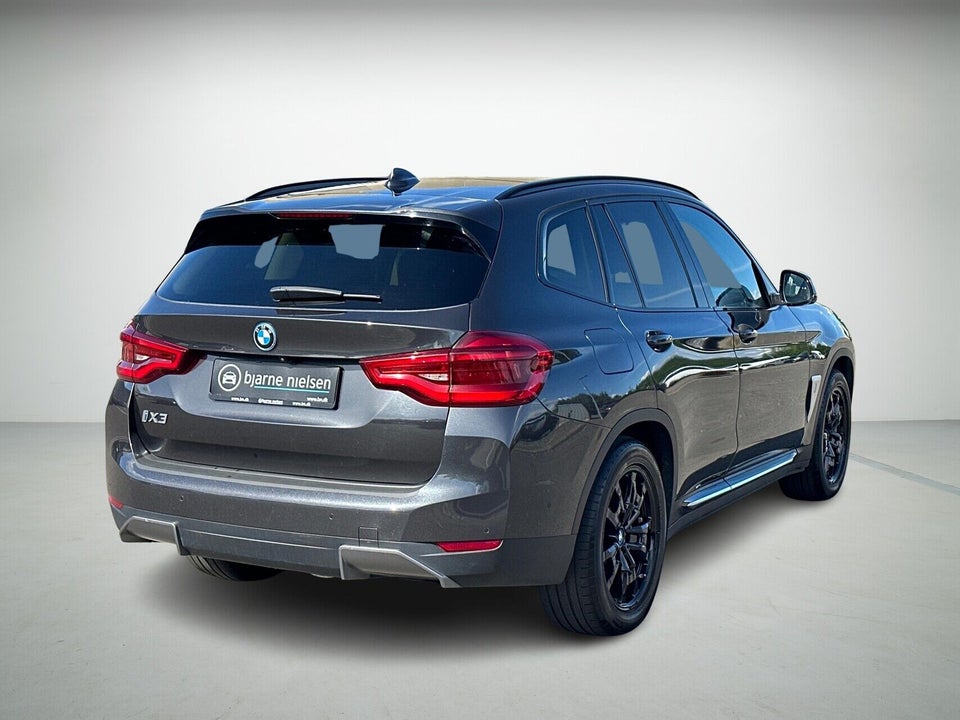 BMW iX3 Charged 5d