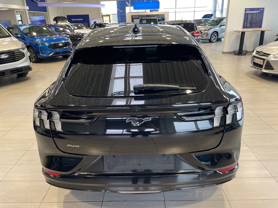 Ford Mustang Mach-E 91 Premium Extended Range AWD 5d